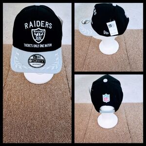 LAS VEGAS RAIDERS NFL FOOTBALL SNAPBACK HAT.